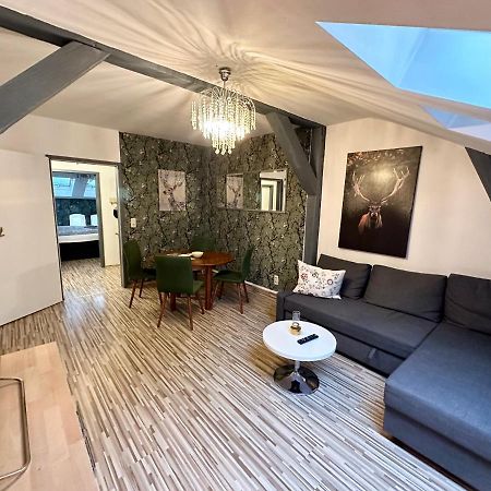 Apartment Zum Gruenen Hirsch Inkl. Parkplatz Erfurt Esterno foto
